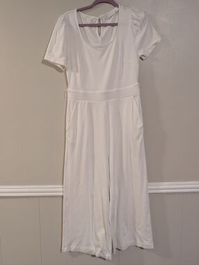New York And Co Elegant White Wide Leg Jumpsuit